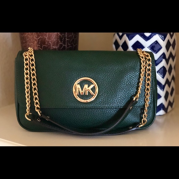 Michael Kors Handbags - *SPECIAL DEAL* NWT💚MK Green Leather Shoulder Flap